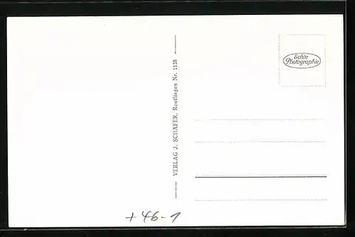 AK Reutlingen, Wilhelmstrasse mit Geschäften und Strassenbahn
