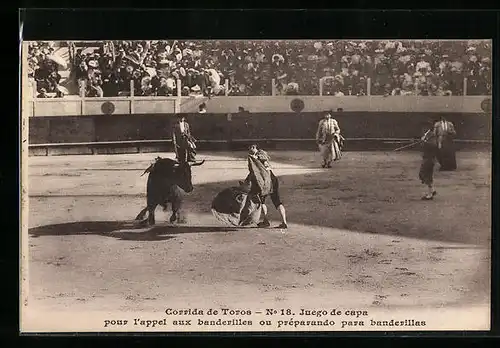 AK Corrida de Toros, Juego de capa pour l`appel aux banderilles ou préparando para banderillas, Stierkampf