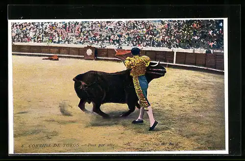 AK Corrida de Toros, Paso por alto, Stierkampf