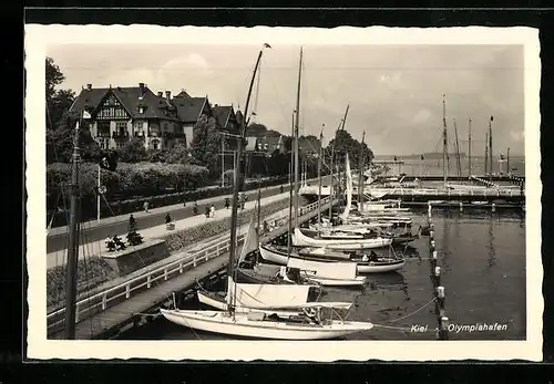AK Kiel, Ankernde Boote im Olympiahafen