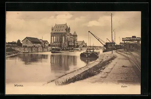 AK Worms, Hafen mit Kran