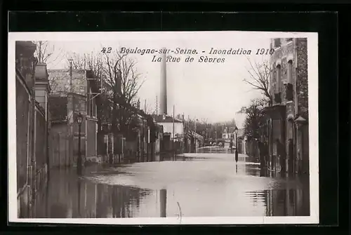 AK Boulogne-sur-Seine, Inondation 1910, La Rue de Sèvres