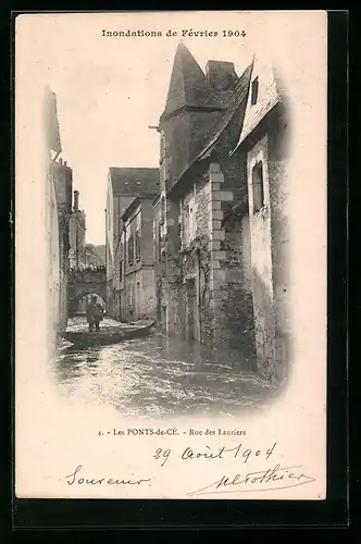 AK Les-Ponts-de-Cé, Inondation de Février 1904, Rue des Lauriers