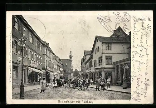 AK Lahr i. B., Kaiserstrasse mit Geschäften und Rathaus