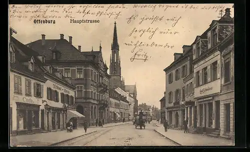 AK Offenburg, Hauptstrasse mit Cafe, Geschäften und Kirche