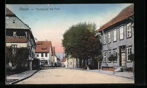 AK Dassel, Marktplatz mit Post