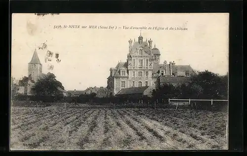 AK St-Jouin sur Mer, Vue d`ensemble de l`Eglise et du Chateau