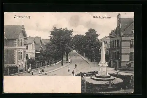 AK Otterndorf, Bahnhofstrasse mit Denkmal aus der Vogelschau