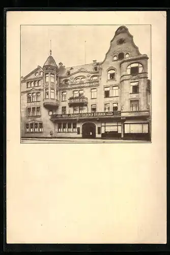 AK Wiesbaden, Totalansicht Hotel und Badhaus Goldener Brunnen, Goldgasse 10-12