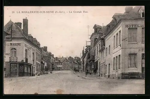 AK La Mailleraye-sur-Seine, La Grande Rue