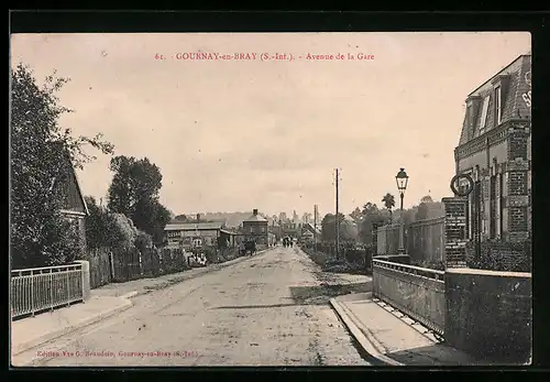 AK Gournay-en-Bray, Avenue de la Gare