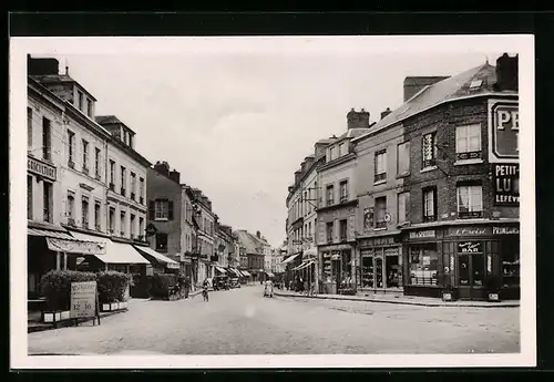 AK Ferrières-Gournay, Rue Notre-Dame, Strassenpartie