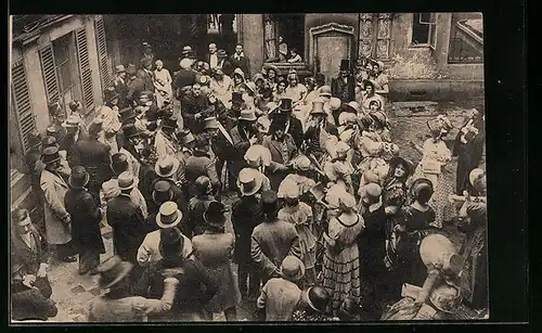 AK Saint-Germain-en-Laye, Kermesse du 6 Juillet 1930, Rue de la Victoire