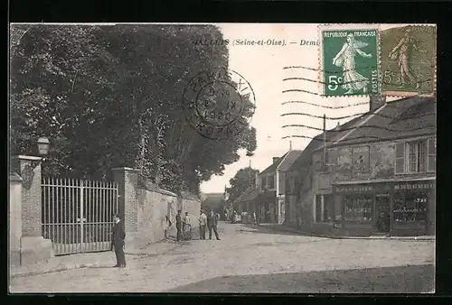 AK Galluis, Une rue