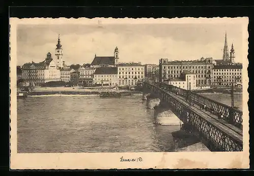 AK Linz /Donau, Brücke zur Stadt, Türme