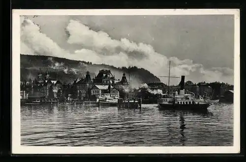 AK Bregenz am Bodensee, Dampfer im Hafen