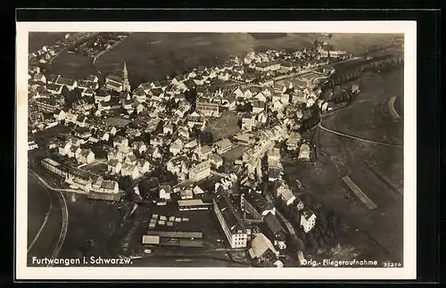 AK Furtwangen /Schwarzw., Ortsansicht vom Flugzeug aus