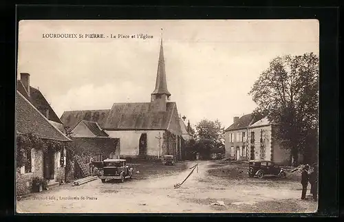 AK Lourdoueix-St-Pierre, La Place et l`Eglise
