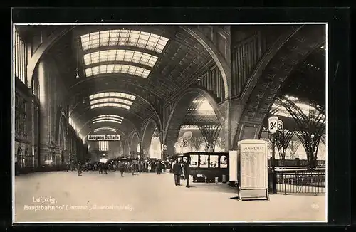 AK Leipzig, Innenansicht v. Hauptbahnhof, Querbahnsteig