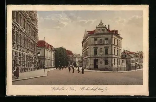 AK Döbeln /Sa., Bahnhofstrasse mit Bäckerei Max Starke
