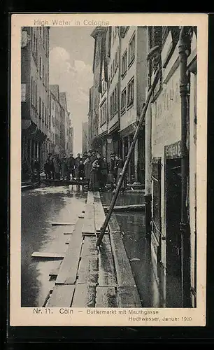 AK Köln, Strasse am Buttermarkt mit Mauthgasse während des Hochwassers 1920