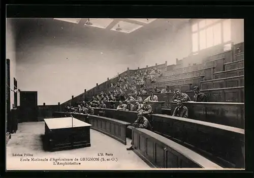 AK Grignon, Ecole nationale d`agriculture l`amphitheatre