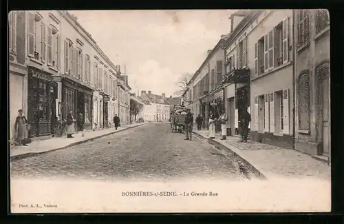 AK Bonnières-s-Seine, La Grande Rue