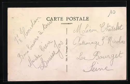 AK Houdan, Rue de Paris, Strassenpartie