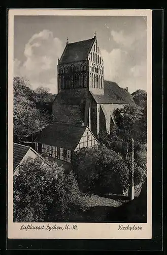 AK Lychen U.-M., Kirchplatz mit Kirche