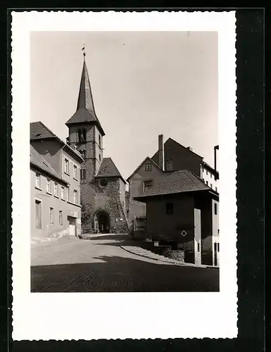 AK Weida, Strassenpartie mit Kirche