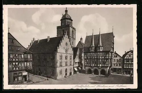 AK Alsfeld i. H., Marktplatz mit Weinhaus und Rathaus