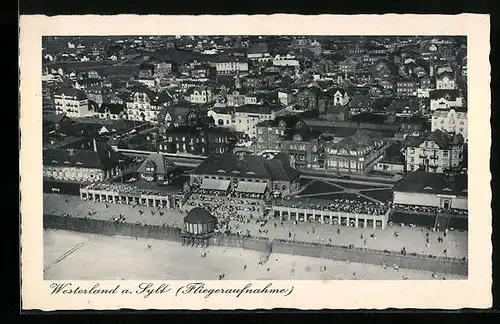 AK Westerland a. Sylt, Fliegeraufnahme vom Ort