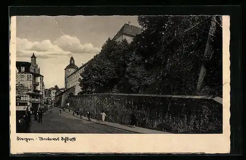AK Siegen, Unteres Schloss mit Passanten