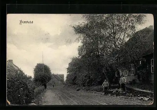 AK Hittfeld, Strassenpartie mit Bewohnern