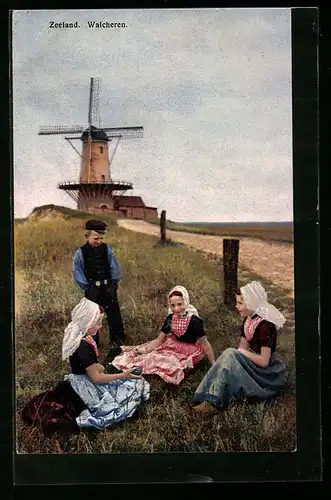 Künstler-AK Photochromie Nr. 2965: Walcheren / Zeeland, Kinder in Tracht auf einer Wiese, Im Hintergrund Windmühle