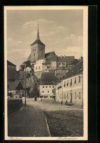 AK Bautzen, Blick in die Fischergasse und hinauf zur Kirche