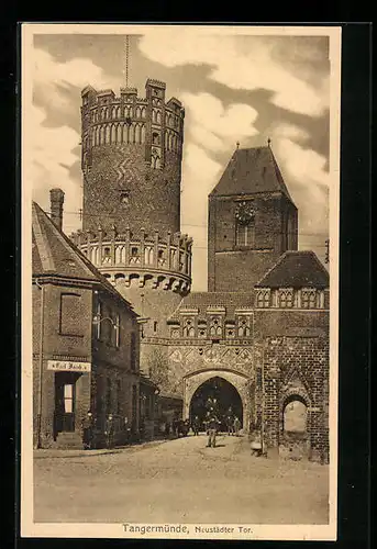 AK Tangermünde, vor dem Neustädter Tor