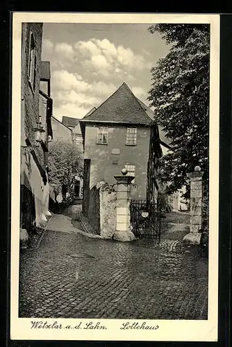 AK Wetzlar a. d. Lahn, auf der Strasse vor dem Lottehaus