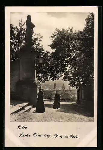 AK Fulda, Kloster Frauenberg, Blick zur Stadt
