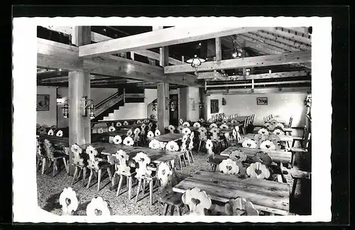 AK Cresuz, Le Vieux Chalet, im Gastraum