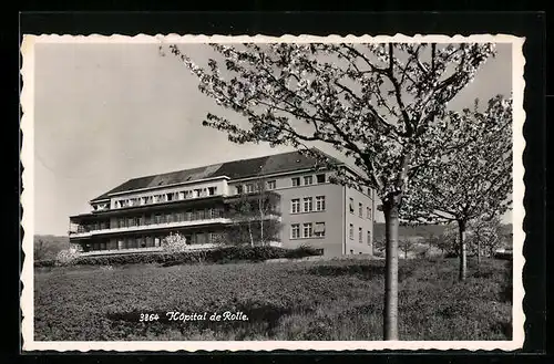 AK Rolle, Hopital, Facade