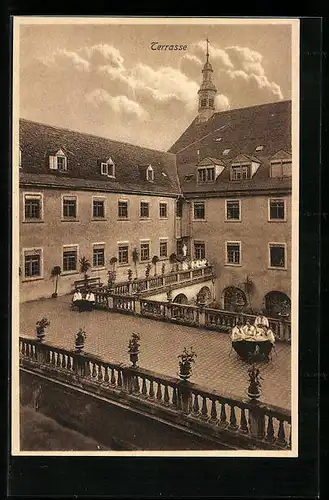 AK Offenburg / Baden, Erziehungsinstitut der Chorfrauen des hl. Augustinus, Kloster Unserer lieben Frau, Terrasse