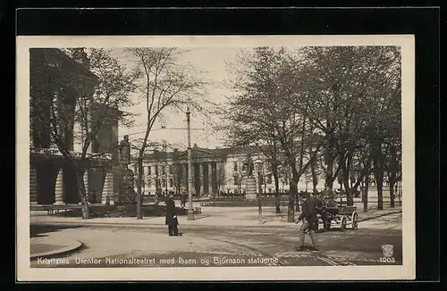 AK Kristiania, Utenfor Nationalteatret med Ibsen og Björnson statuerne