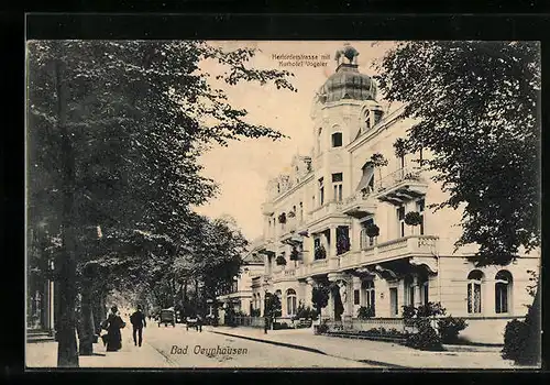 AK Bad Oeynhausen, Herforderstrasse mit Kurhotel Vogeler