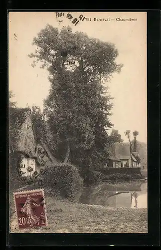 AK Berneval, Chaumières