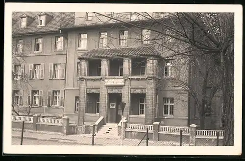 Fotografie unbekannter Fotograf, Ansicht Erfurt, Eingang zu einem Verwaltungsgebäude der Stadt