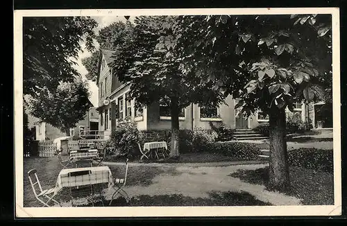 AK Bornefeld bei Rengsdorf, Gasthof-Pension Reinhard, Gartenansicht