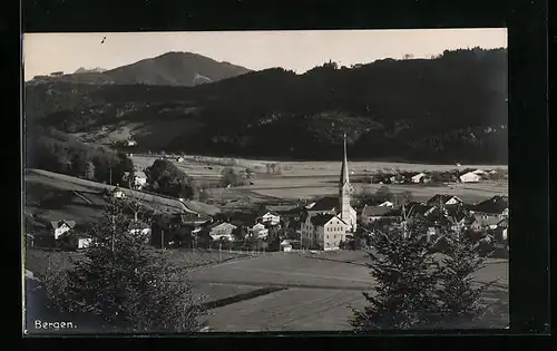 AK Bergen bei Traunstein, Ortsansicht aus der Vogelschau