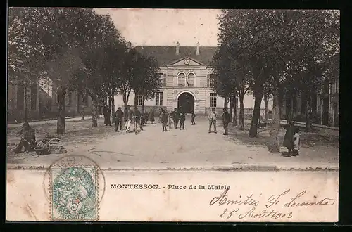 AK Montesson, Place de la Mairie