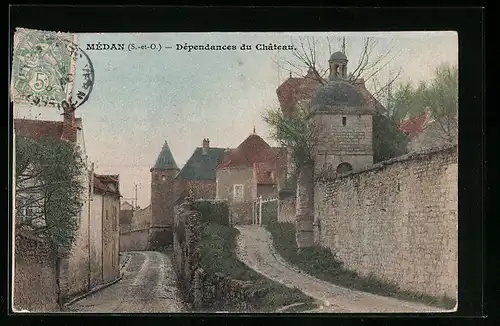 AK Medan, Dépendances du Château